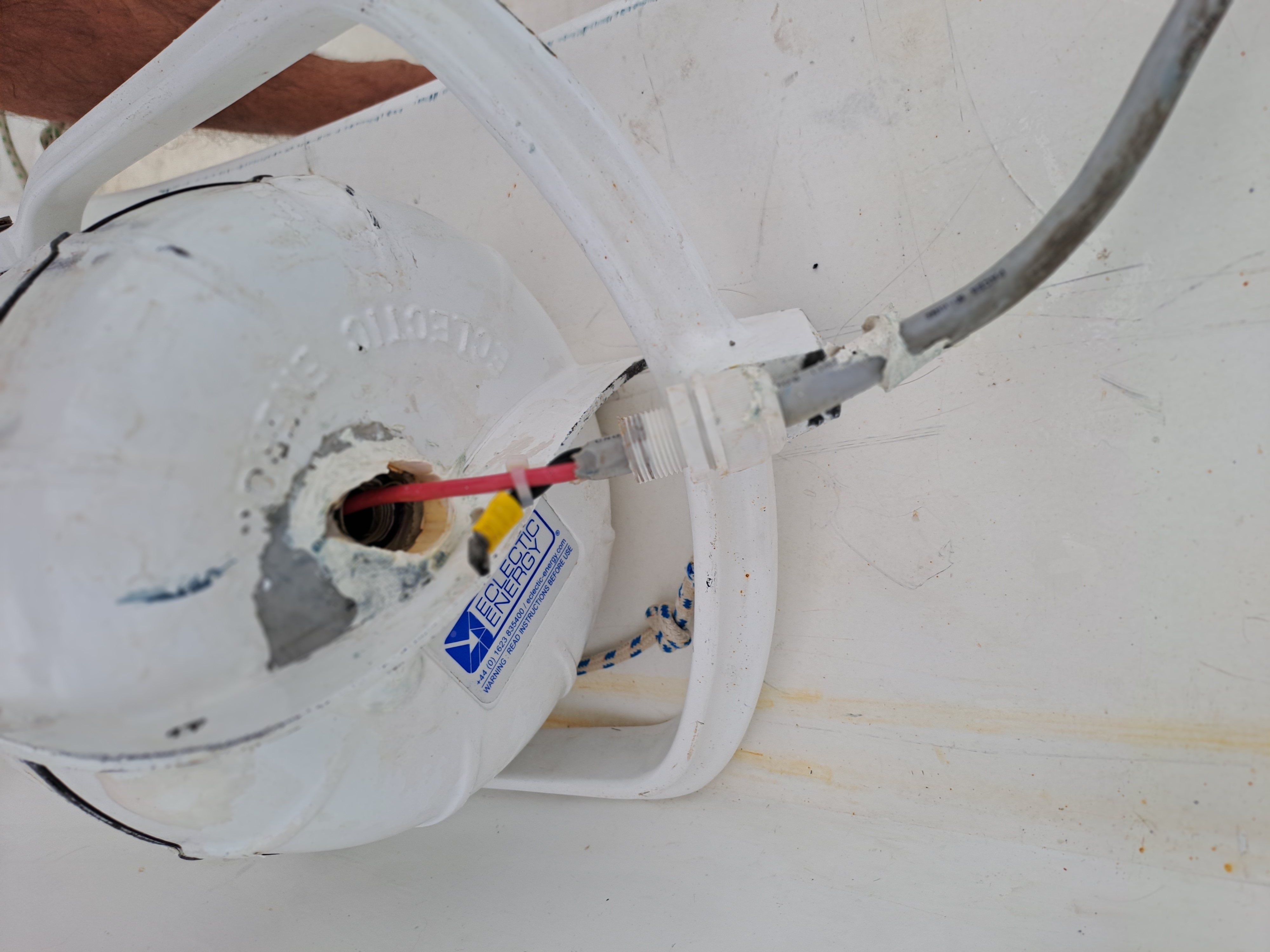 L’hydrogénérateur de secours Connexion HS encore un peu de travail !
